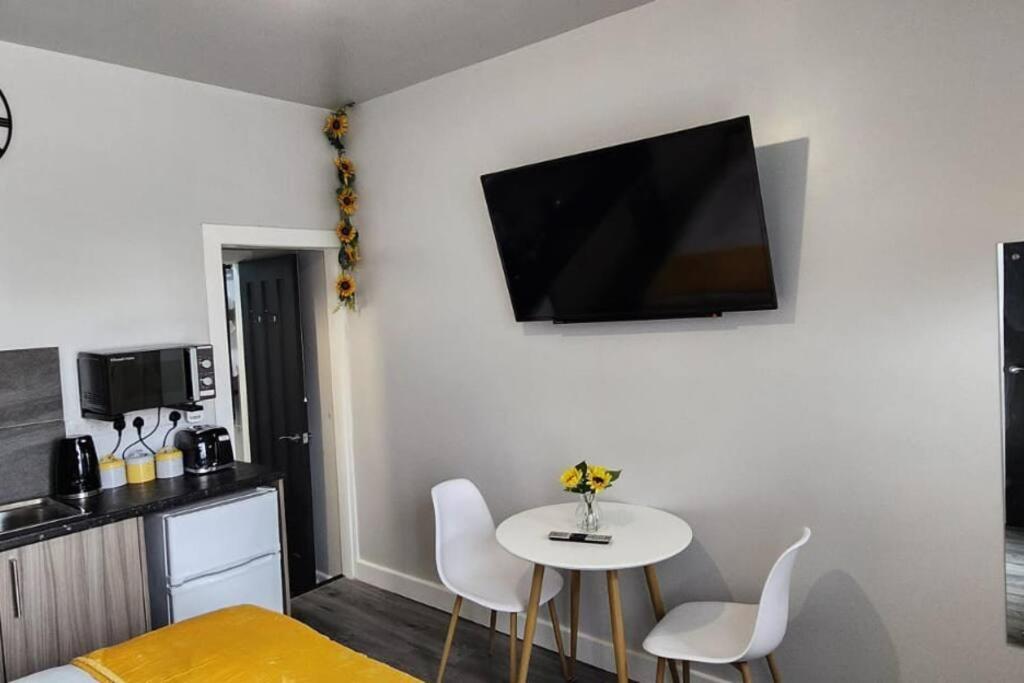 Arena Studio Coventry Bagian luar foto
